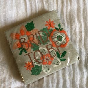 New in package Bride to Be Napkins